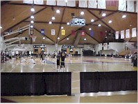 gym1.jpg (14240 bytes)